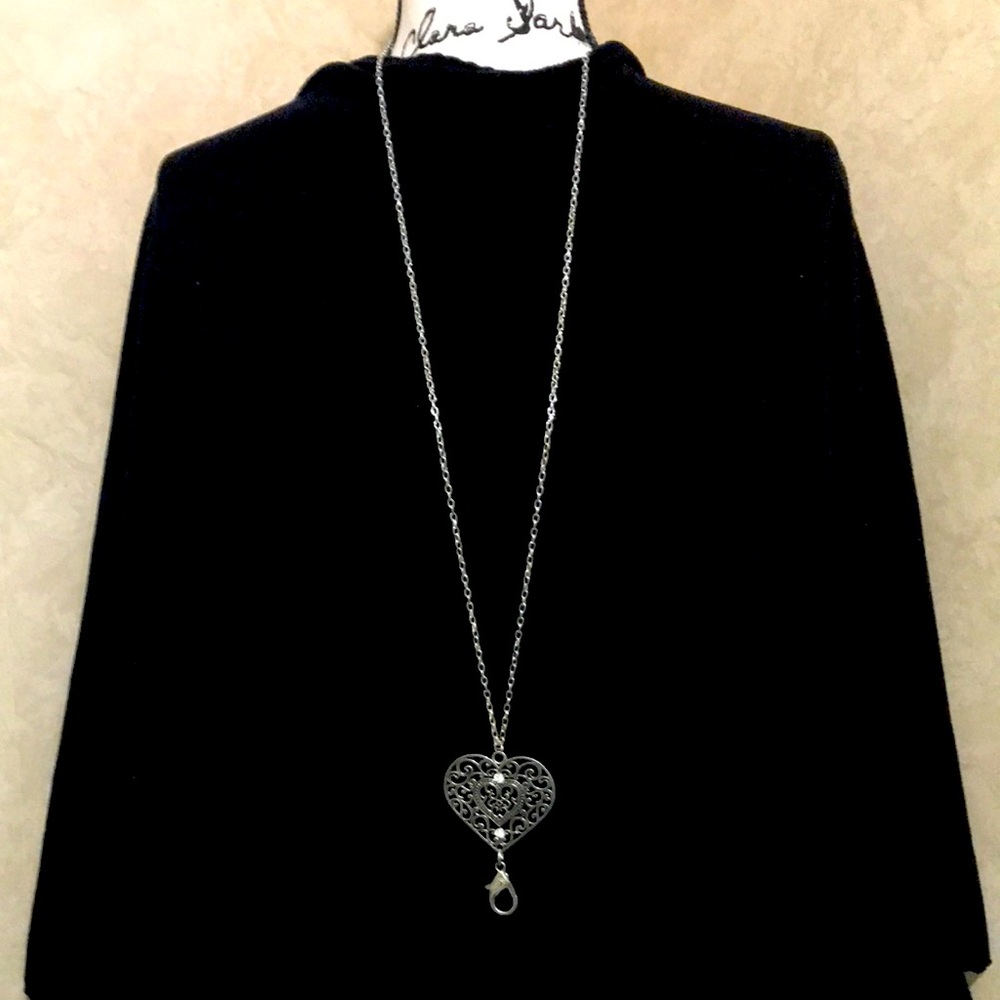 Heart necklace and earrings set • paparazzi